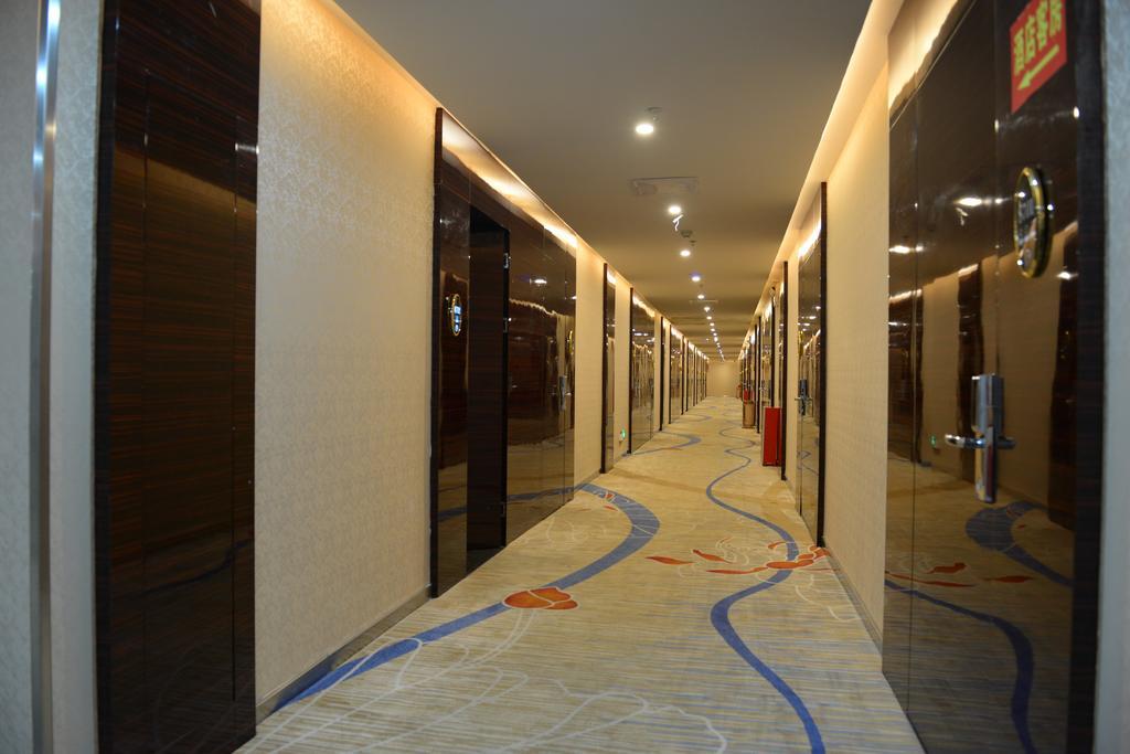 Tie Cheng Hotel กวางโจว ภายนอก รูปภาพ